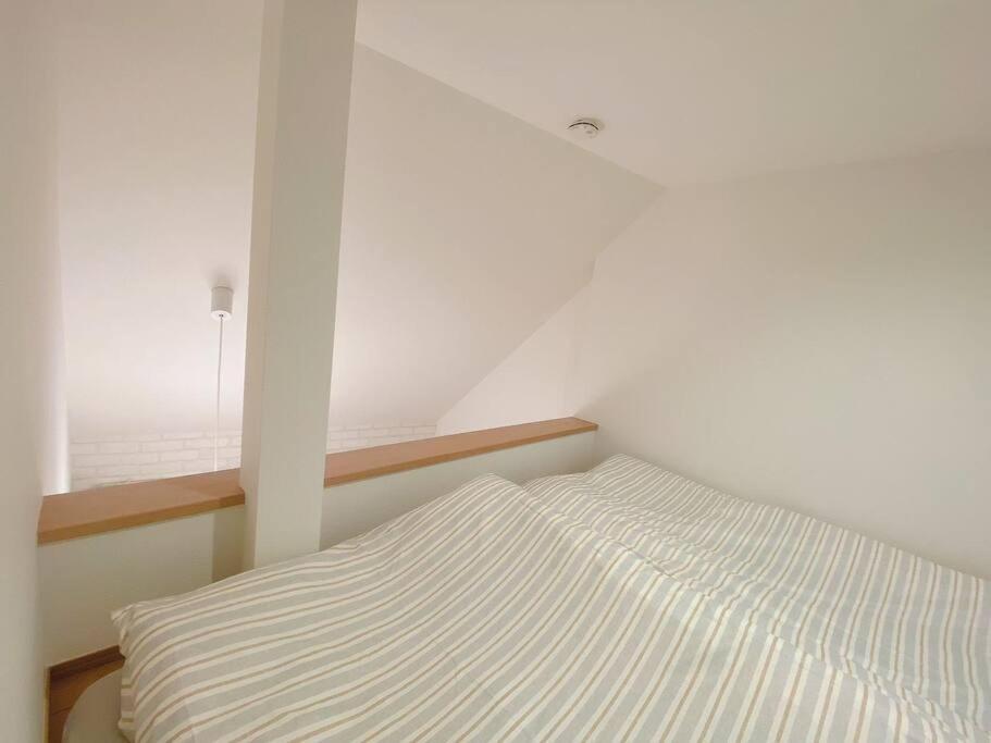 Nestay Mejiro Apartment